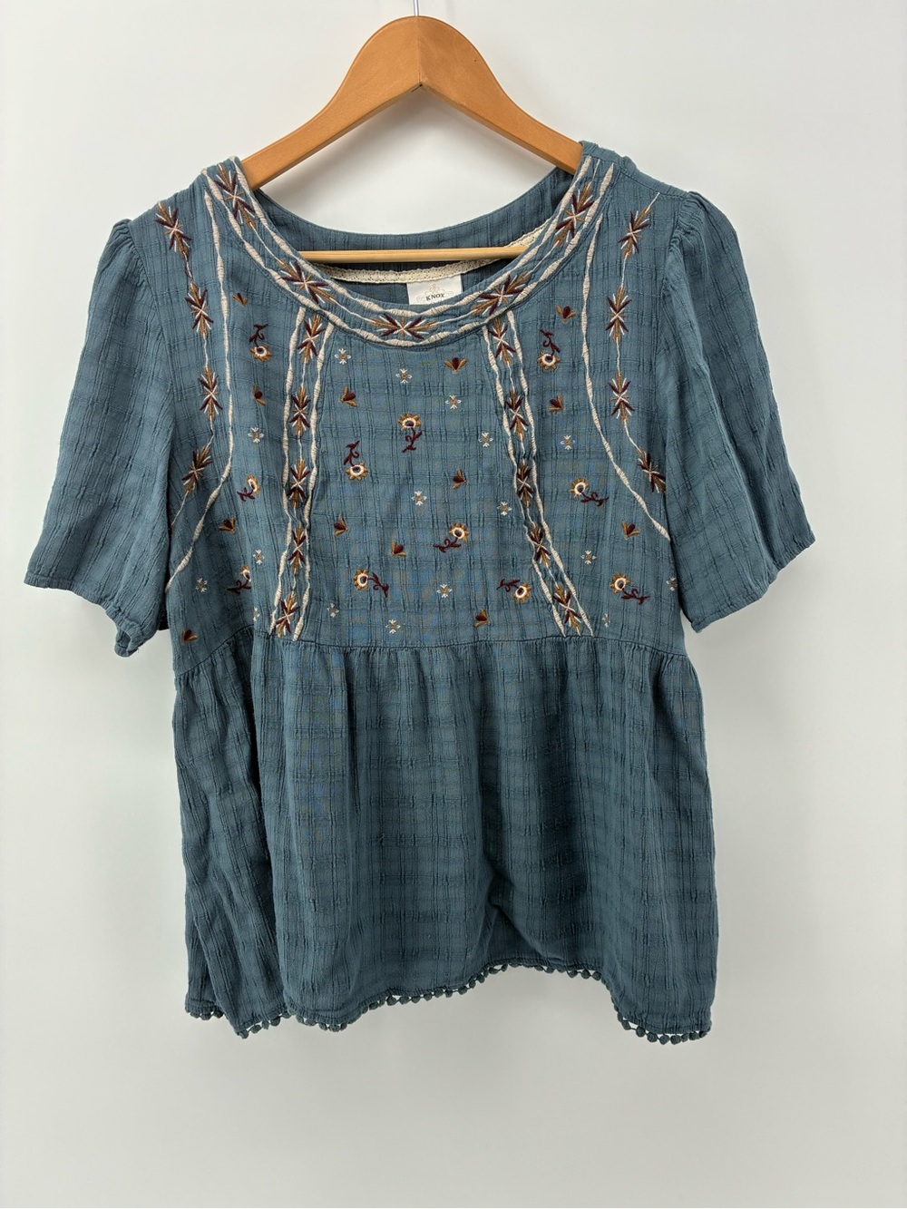 Knox Rose Blue Embroidered Peasant Tunic